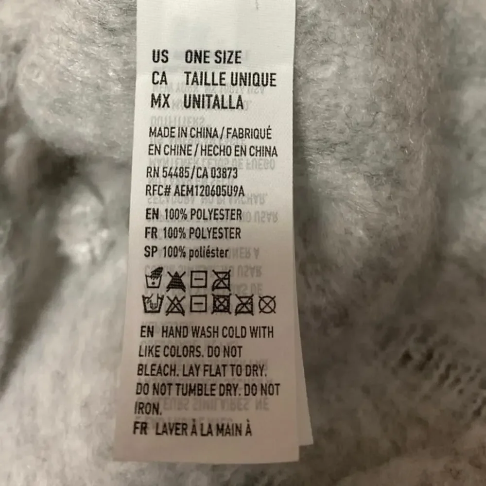 American Eagle Light Gray Fleece Fringe Hem Neck Shawl Wrap Scarf One Size